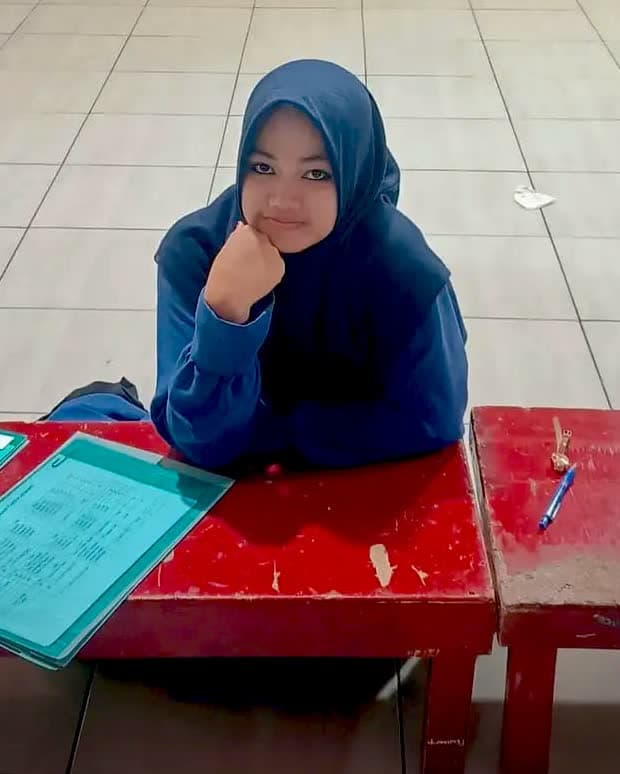 Potret Arina Hidayati