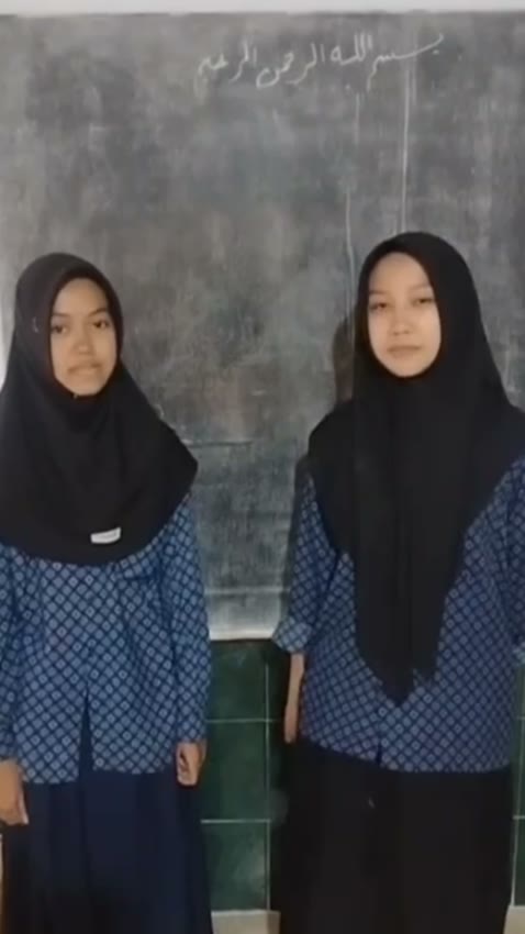 Testimoni Nadia Putri Hanifah (kelas 9) & Ulil Izah (kelas 8)